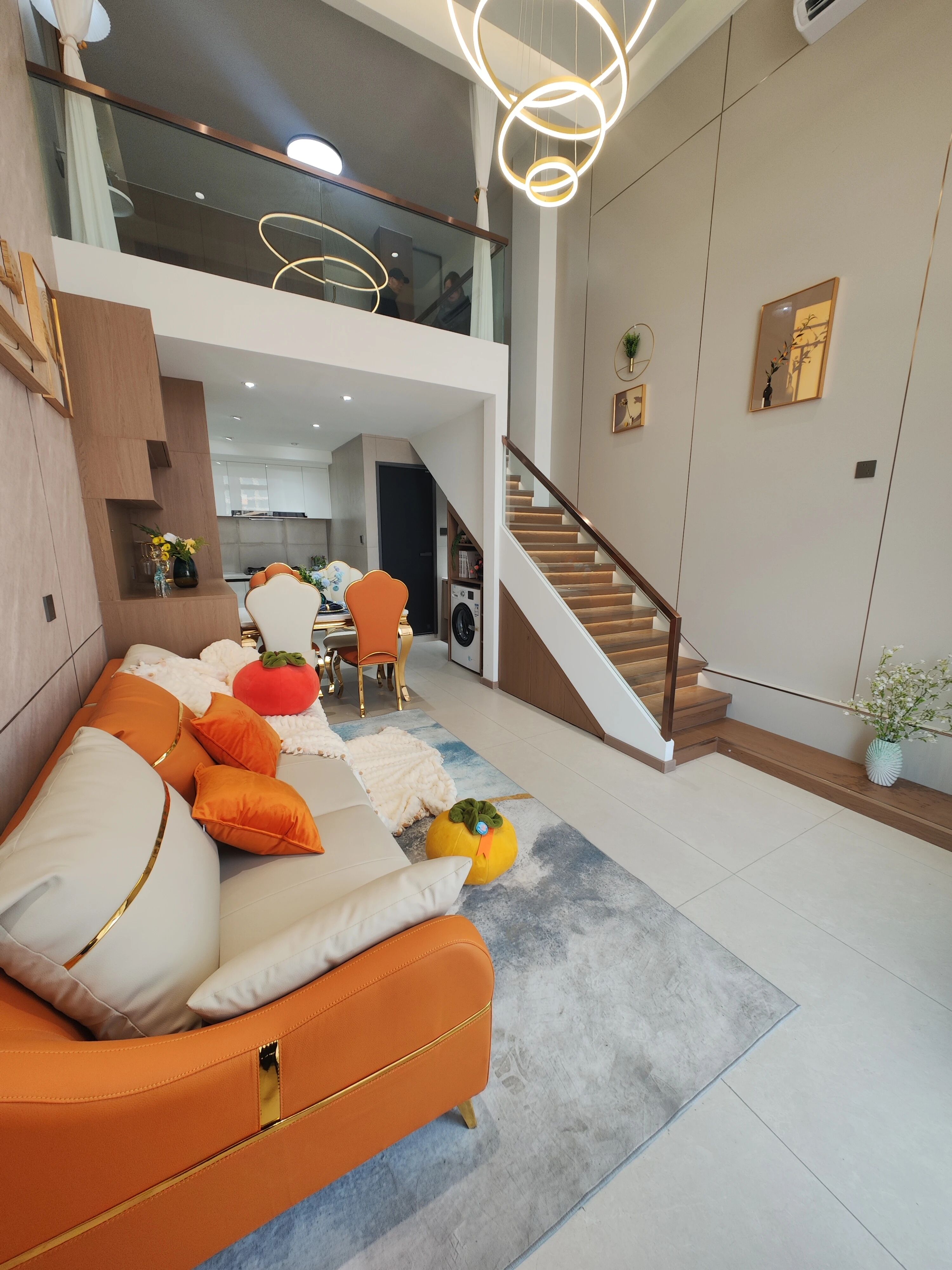 万洲汇,复式公寓,盛大开放,买公寓送车位