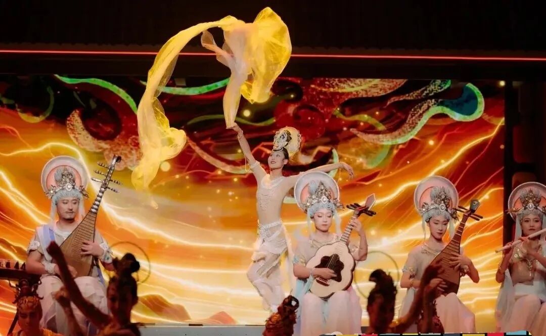 Ҫ���ˣ���һ���޻㾫�����������+���Ż��+��Ůɢ��+�����ٲ�+��������ȣ�4��29������Ϯ����Ҫ��Ʊ����ѹۿ�